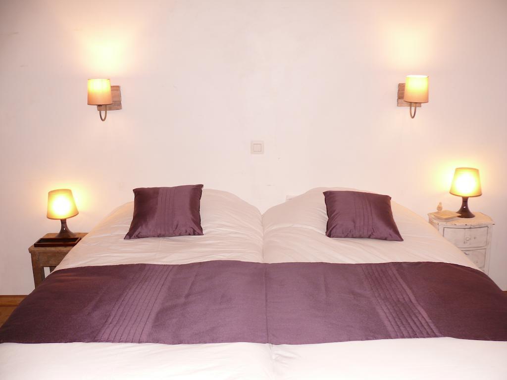 Gite La Malavisee Leernes Room photo